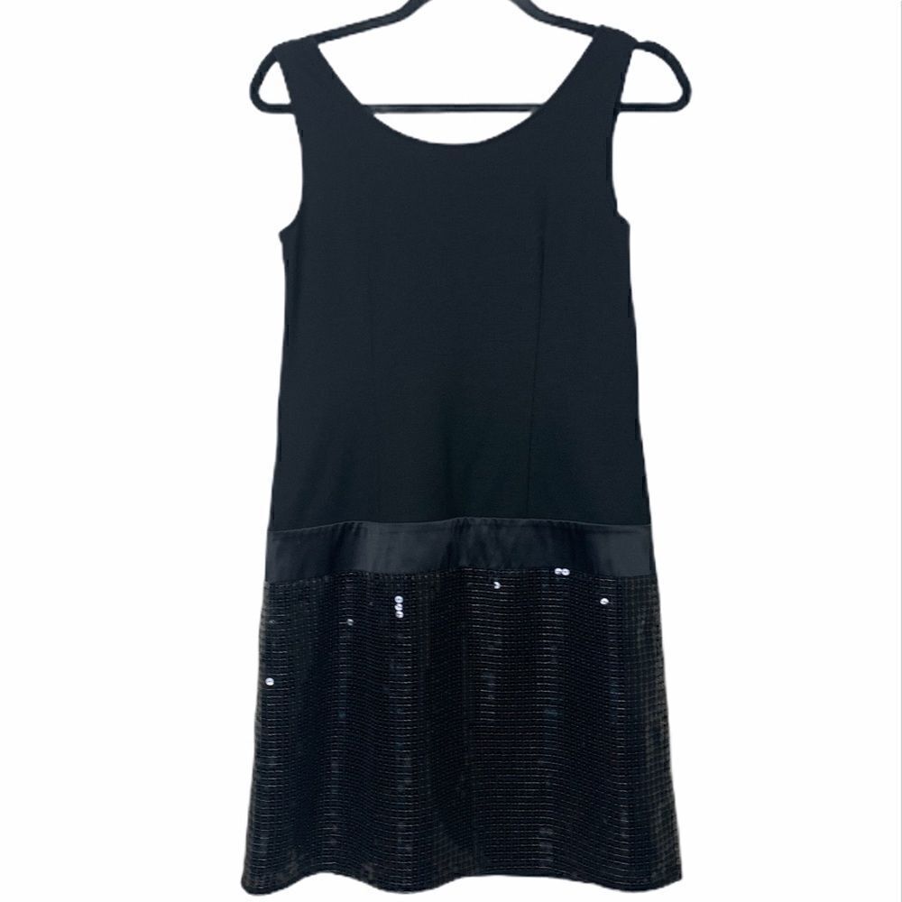 Loft size 2 sequence bottom little black dress ❤️